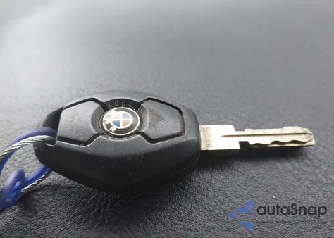 2000 BMW 528Ia из США, поврежденный, VIN WBADM6348YGV00706